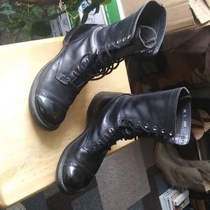 Corcoran 1500 combat boots. 9.5